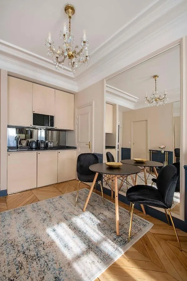 Le Beau Marais - Luxury Apartments, Air Cond, Lift 파리 아파트