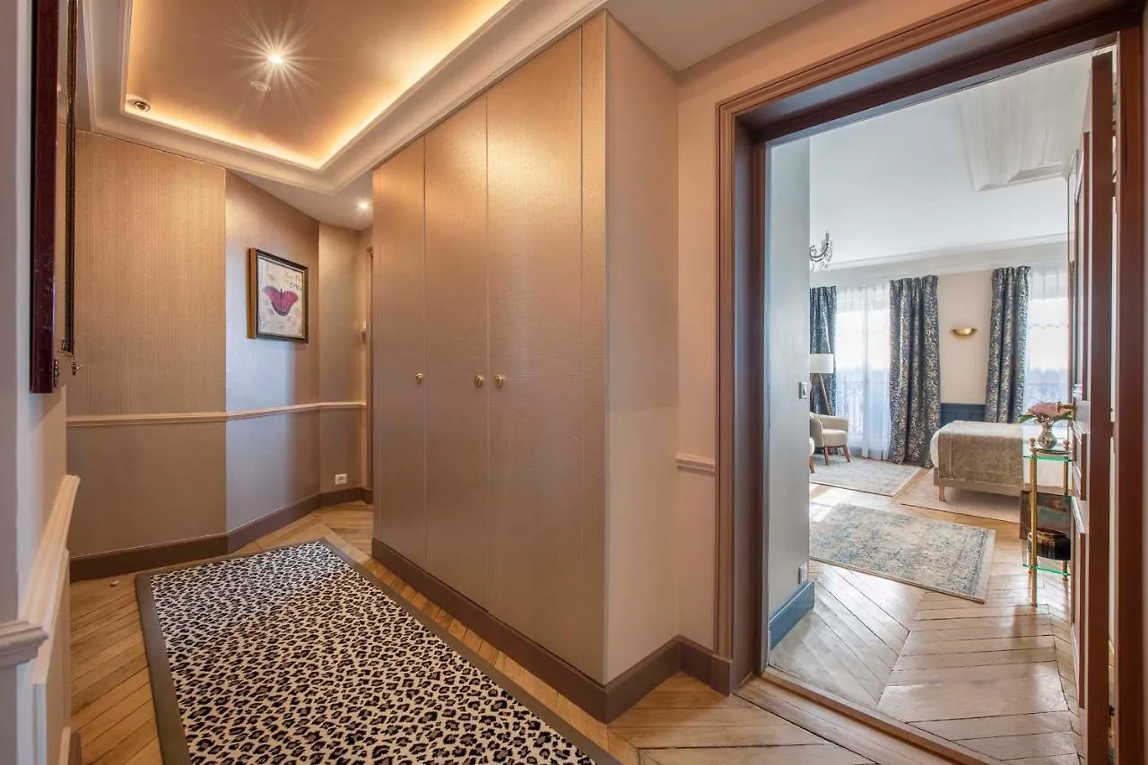 Le Beau Marais - Luxury Apartments, Air Cond, Lift 파리 0*,